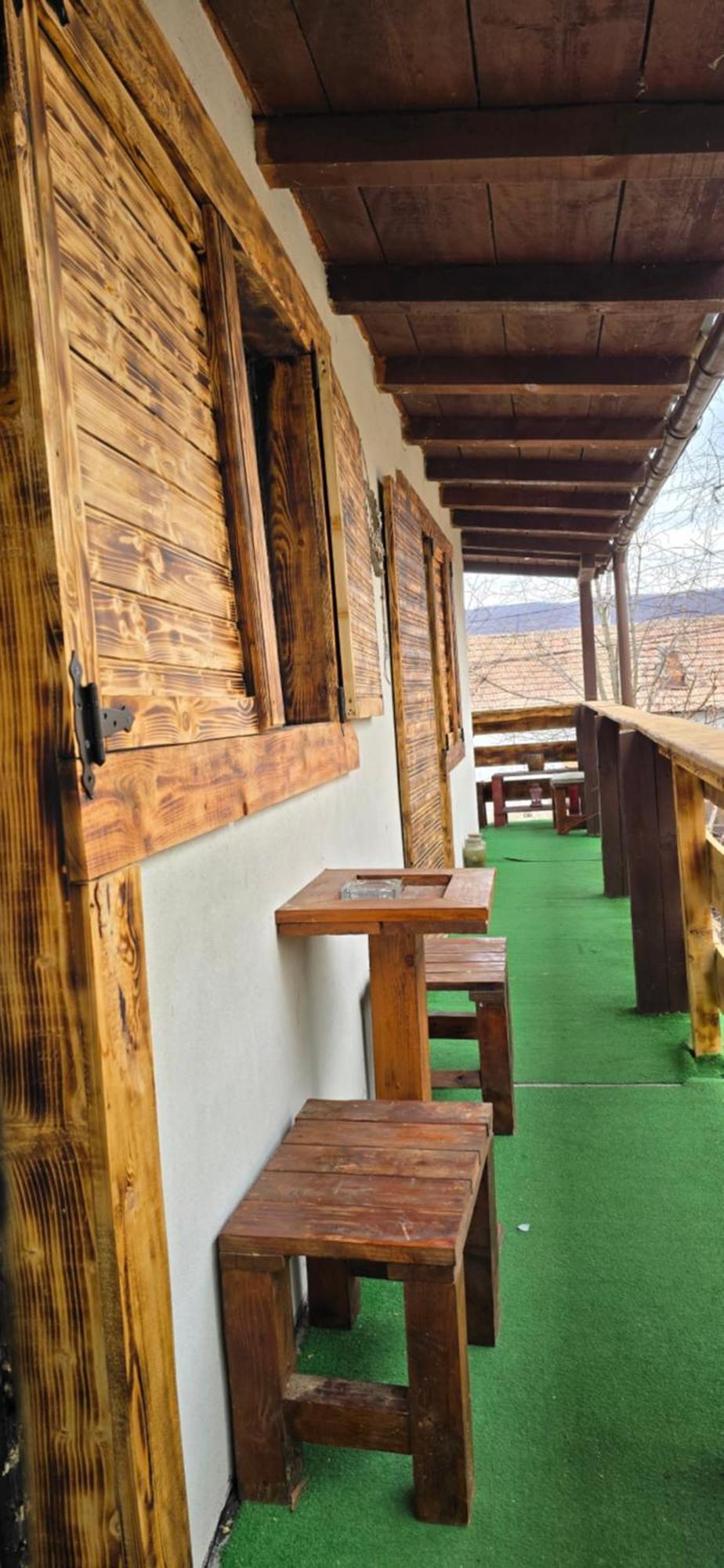 Vila Curtea de Argeş Esterno foto