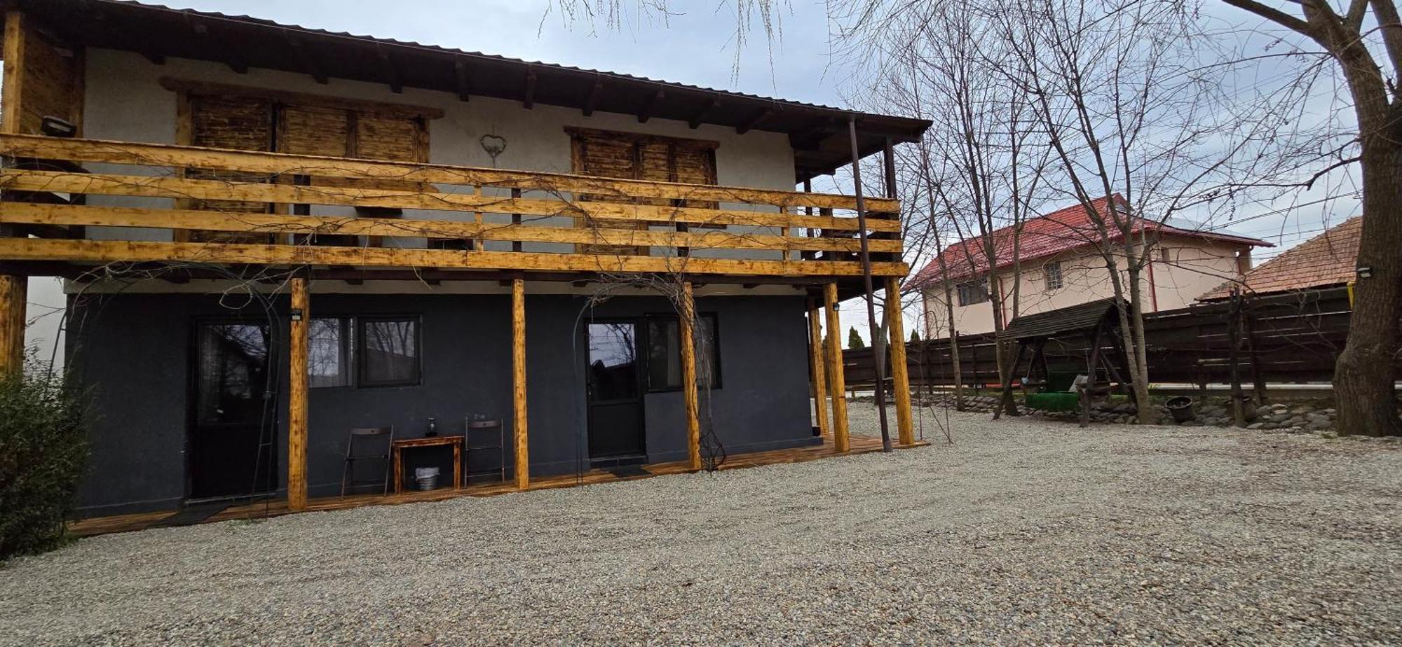 Vila Curtea de Argeş Esterno foto